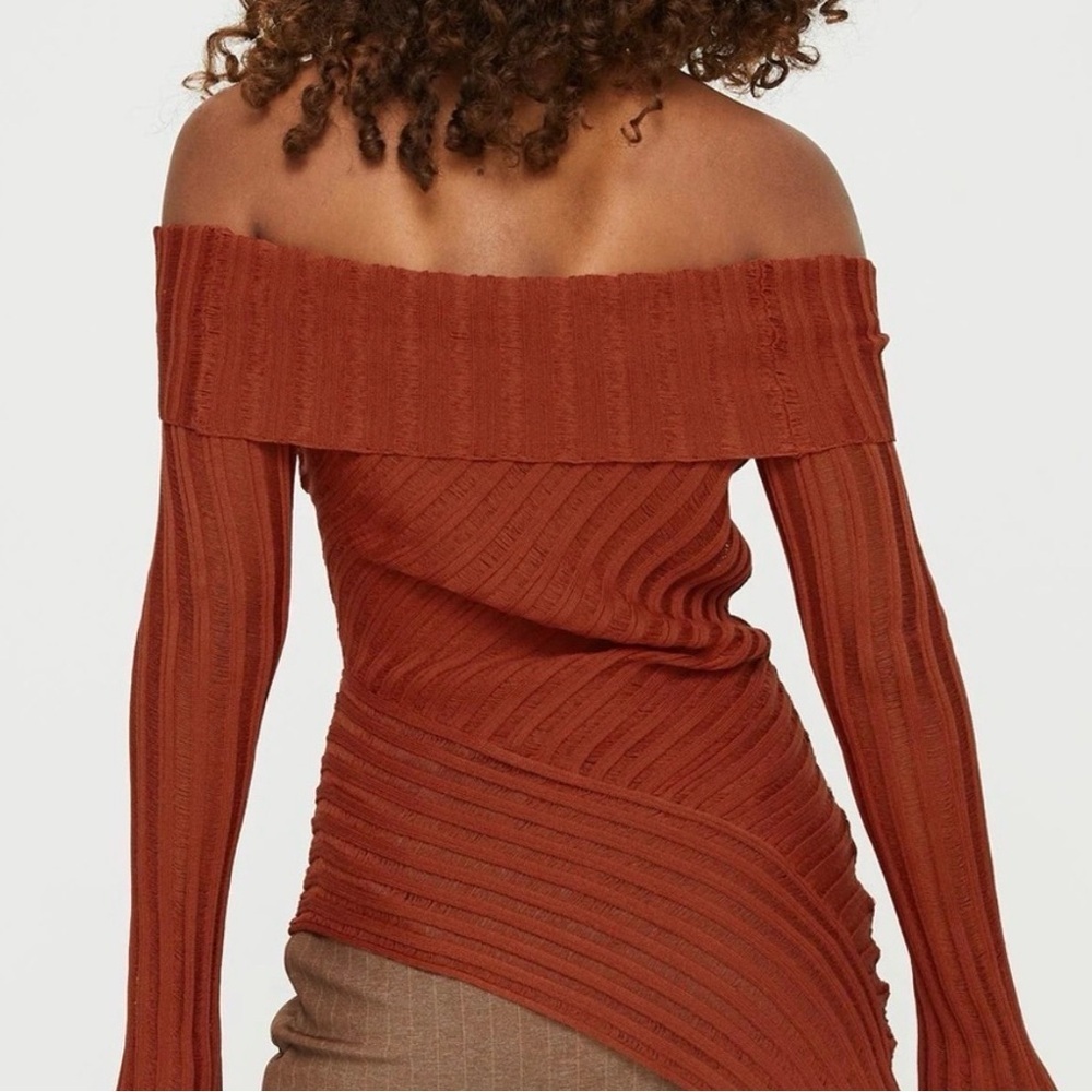 *NWT* Princess Polly Women’s Off the Shoulder Cloud Sweater in Rust, Size XS/S - Picture 2 of 14